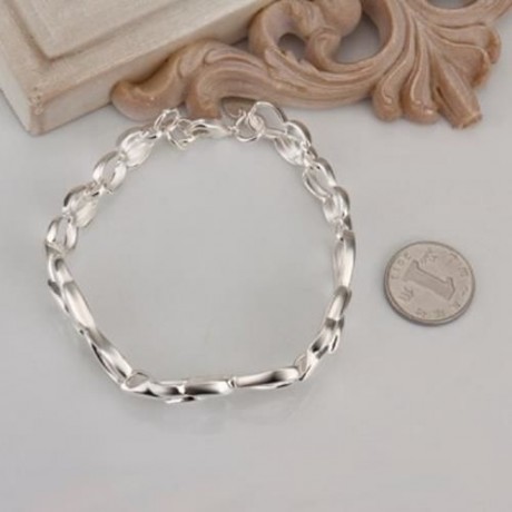 STYLISH CHIC WOMEN'S SOLID COLOR OPENWORK LINK BRACELET (SILVER)
