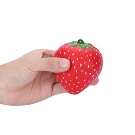SQUISHYFUN PU SLOW RISING SIMULATE STRAWBERRY FRAGRANT TOY (RED)