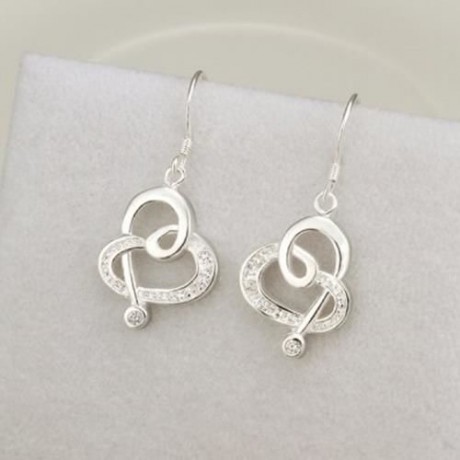 PAIR OF STYLISH CHIC WOMEN'S RHINESTONE OPENWORK HEART PENDANT EARRINGS (WHITE)