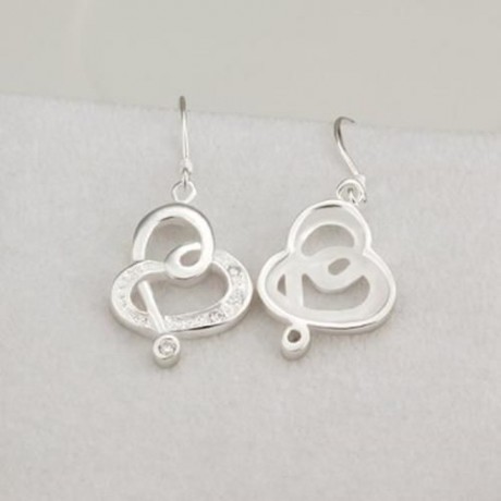 PAIR OF STYLISH CHIC WOMEN'S RHINESTONE OPENWORK HEART PENDANT EARRINGS (WHITE)