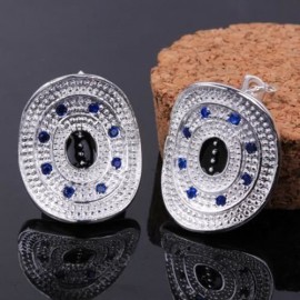 PAIR OF CHIC WOMEN'S BEAD EMBELLISHED EARRINGS (BLUE)