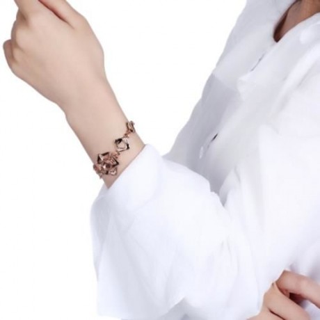 TRENDY GEOMETRIC RHINESTONE PLATED WOMEN BRACELET (GOLDEN)