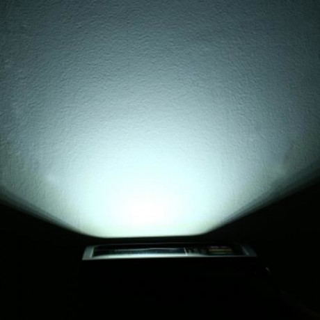 AD - SF5SN 2.2W 20 LEDS OUTDOOR SOLAR POWERED LAMP (WHITE)