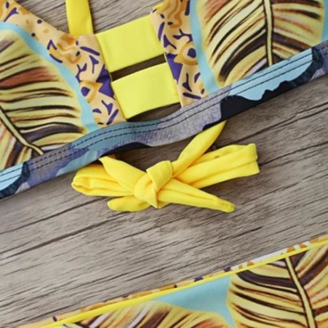 PRINTED CRISS CROSS BIKINI SWIMWEAR (COLORMIX)