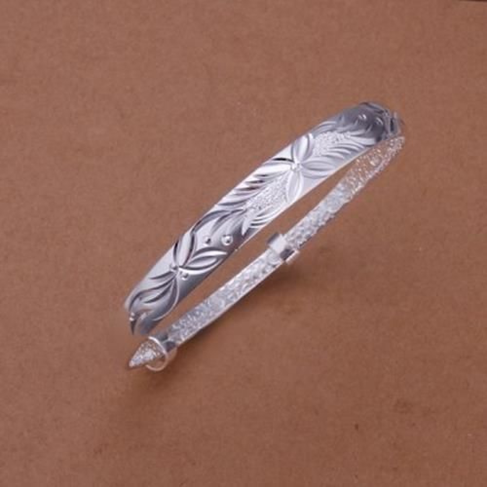 STYLISH CHIC WOMEN'S PRINTED ROUND BRACELET (SILVER)