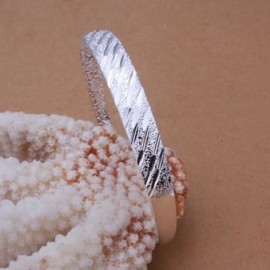 STYLISH CHIC WOMEN'S ROUND PRINTED BRACELET (SILVER)