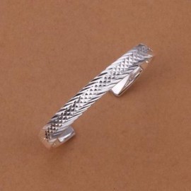 CHIC SILVER PLATED ROUND BRACELET FOR WOMEN (SILVER)