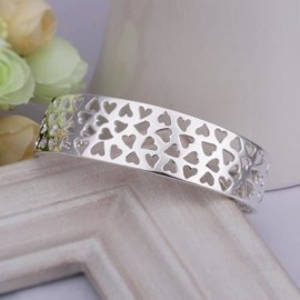 CHIC SILVER PLATED OPENWORK HEART BRACELET FOR WOMEN (SILVER)