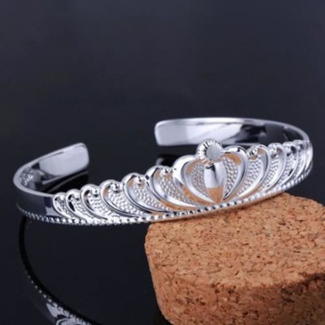 CHIC CARVED SILVER COLOR BRACELET FOR WOMEN (SILVER)