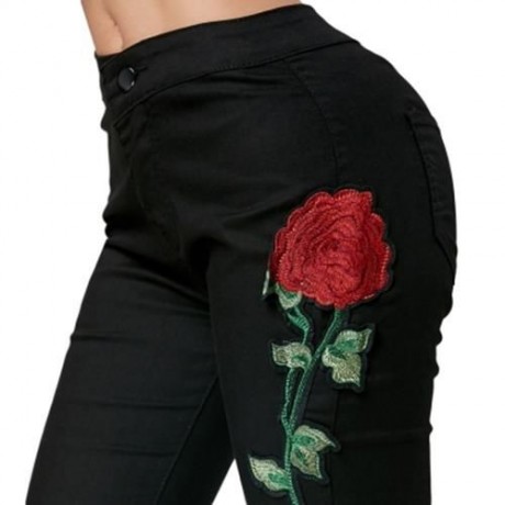 FLOWER EMBROIDERED RIPPED JEANS (BLACK)