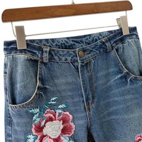 VINTAGE FLORAL EMBROIDERY RIPPED WOMEN JEANS (DENIM BLUE)