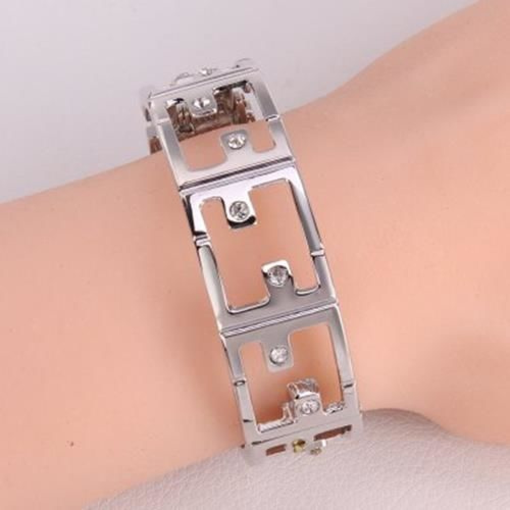 CHIC OPENWORK AND RHINESTONE DESIGN ALLOY BRACELET FOR WOMEN (WHITE GOLDEN)