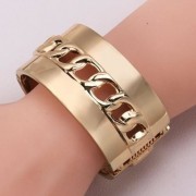 CHIC OPENWORK LOCK SHAPE DESIGN ALLOY BRACELET FOR WOMEN (GOLDEN)