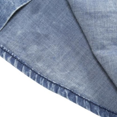 TURNDOWN COLLAR POCKET BLEACHED EFFECT CHAMBRAY SHIRT (DENIM BLUE)