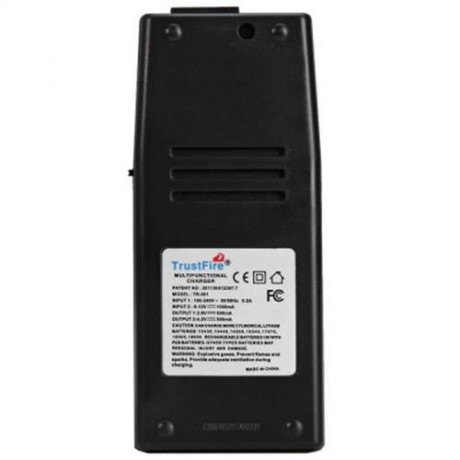 TRUSTFIRE TR-001 TWO SLOTS LITHIUM BATTERY CHARGER WITH TWO INPUT PORTS (BLACK)