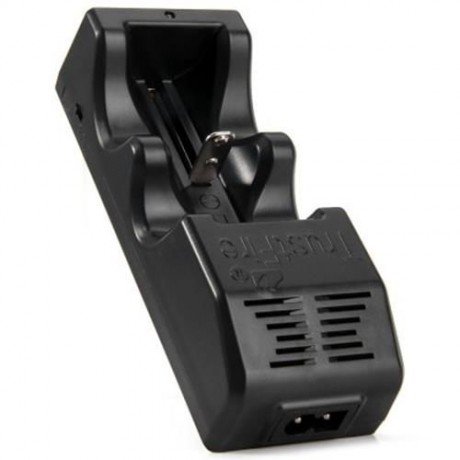 TRUSTFIRE TR-005 LITHIUM BATTERY CHARGER FOR 26650 / 25500 / 26700 / 16340 / 18650 (BLACK)