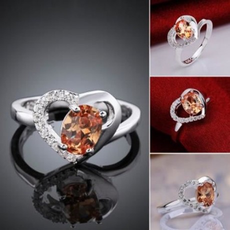 STYLISH HEART SHAPE RHINESTONE HOLLOW OUT RING FOR WOMEN (COLORFUL)