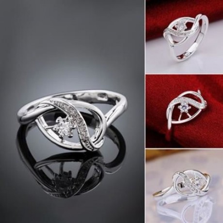 CLASSIC SPLICED HOLLOW OUT EMBELLISHED RING FOR WOMEN (WHITE)
