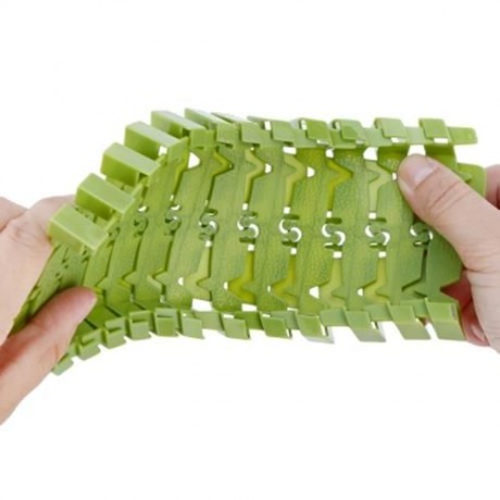 YALONGFA NO.358 96PCS RACE TRACK ASSEMBLY (ARMY GREEN)