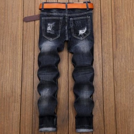 STRAIGHT LEG GRAPHIC APPLIQUE INSERT DISTRESSED JEANS (BLACK)
