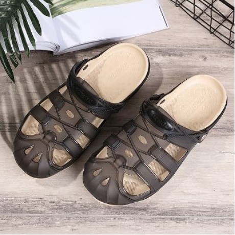 ZEACAVA Men Fashion Honeycomb Environmental Beach Breathable Slippers (BLACK)