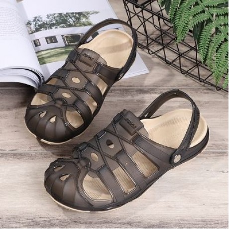 ZEACAVA Men Fashion Honeycomb Environmental Beach Breathable Slippers (BLACK)