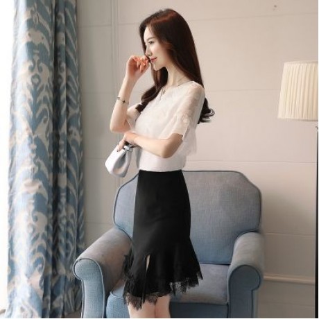 V Neck Half Bell Sleeve Lace Polka Dot Chiffon Women T-shirt (WHITE)