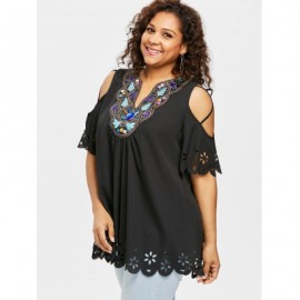 Plus Size Cold Shoulder Scalloped Edge Blouse (BLACK)