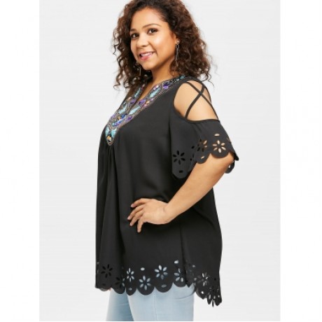 Plus Size Cold Shoulder Scalloped Edge Blouse (BLACK)