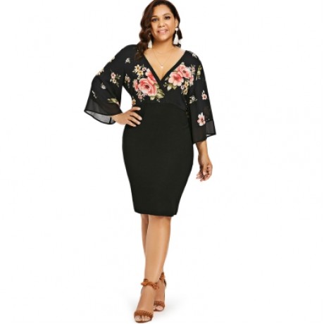 Plus Size Bell Sleeve Floral Plunging Neck Dress (BLACK)