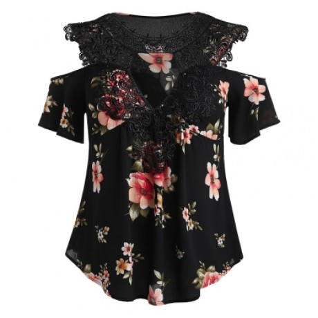 Plus Size Floral Flare Sleeve Blouse (BLACK)