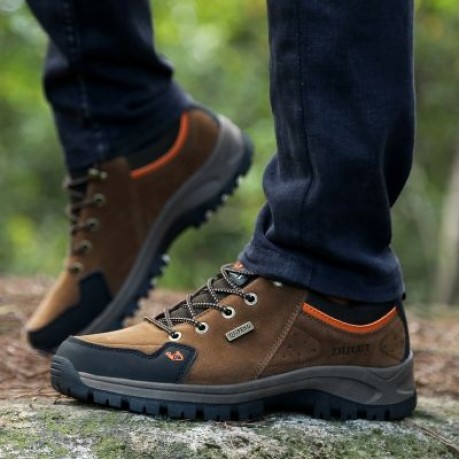 Men's Outdoor Sports Non-slip Hiking Shoes (BROWN)
