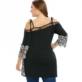 Plus Size Lace Applique Cold Shoulder Floral T-shirt (BLACK)