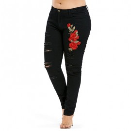 Plus Size Frayed Embroidery Applique Jeans (BLACK)