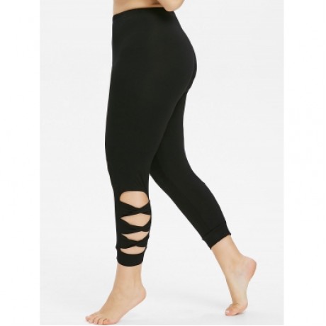Plus Size Ladder Cutout Capri Leggings (BLACK)