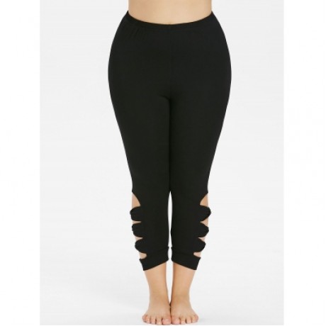 Plus Size Ladder Cutout Capri Leggings (BLACK)