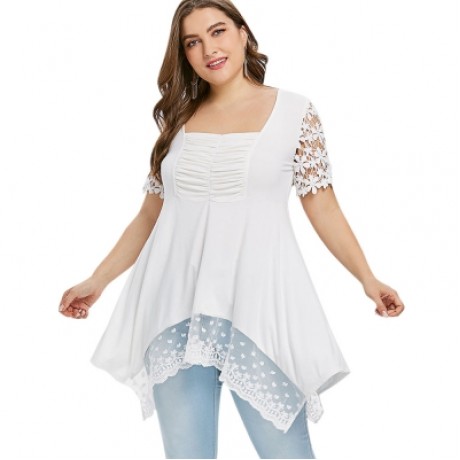 Plus Size Square Neck Lace Trim Handkerchief Hem T-shirt (WHITE)