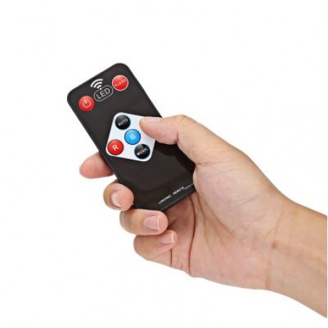 ZP005 - M RGB 6 LEDs Par Light with Remote Control for Stage Party (BLACK)