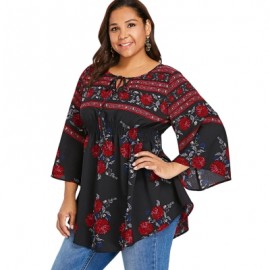 Plus Size Floral Flare Sleeve Blouse (BLACK)