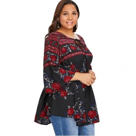 Plus Size Floral Flare Sleeve Blouse (BLACK)