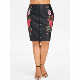Plus Size Embroidery PU Leather Skirt (BLACK)