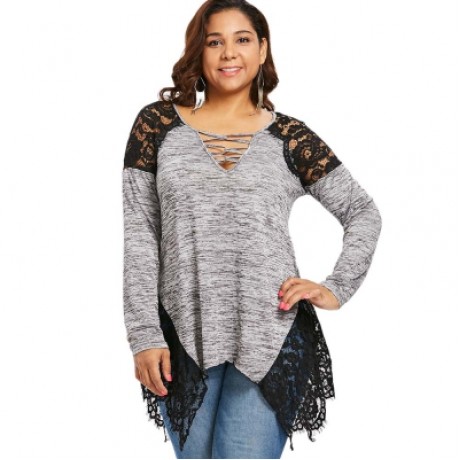 Plus Size Lace Trim V Neck Handkerchief Hem T-shirt (GRAY)