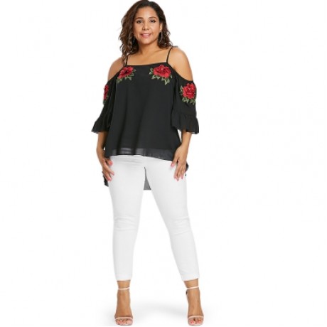 Plus Size Flare Sleeve Embroidery Blouse (BLACK)