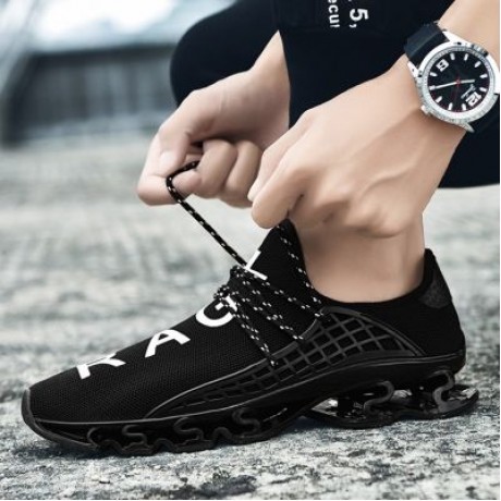 Trendy Breathable Shock-absorbing Durable Sports Shoes for Men (BLACK)