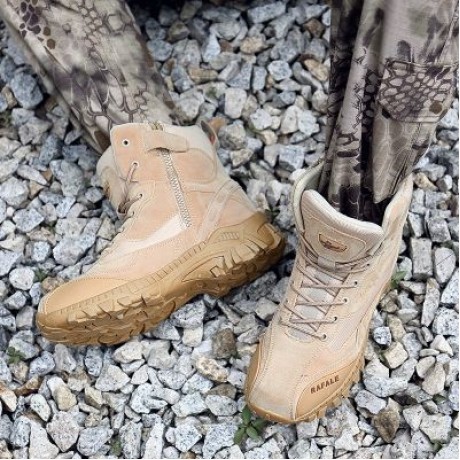 Men Stylish Wear-resistant Antiskid Boots (TAN)