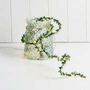 3M 30 LEDs Green Leaves String Light for Party Wall Window Home (SEAWEED GREEN)