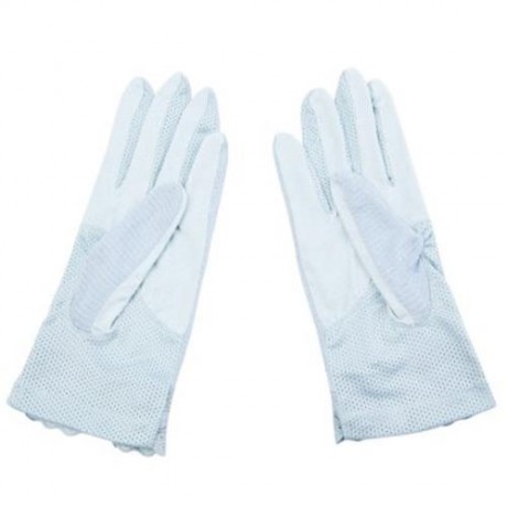 PAIR OF CUTE LACE SOLID COLOR GLOVES FOR WOMEN (RANDOM COLOR)
