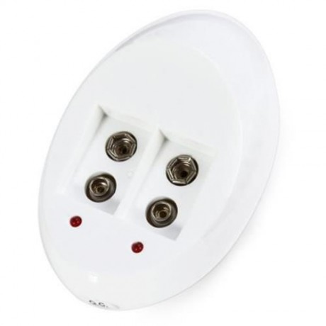 C818 2 SLOTS LED WALL 6F22 ( 9V ) BATTERY CHARGER - US PLUG (WHITE)