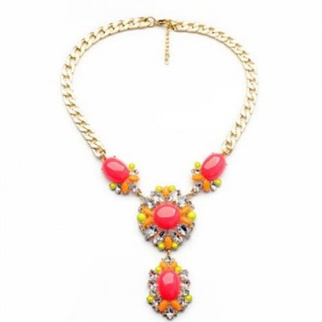 VINTAGE RED WATERDROP SHAPED FAUX GEM DECORATED FLOWER PENDANT NECKLACE FOR WOMEN (RED)