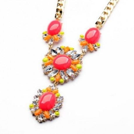 VINTAGE RED WATERDROP SHAPED FAUX GEM DECORATED FLOWER PENDANT NECKLACE FOR WOMEN (RED)